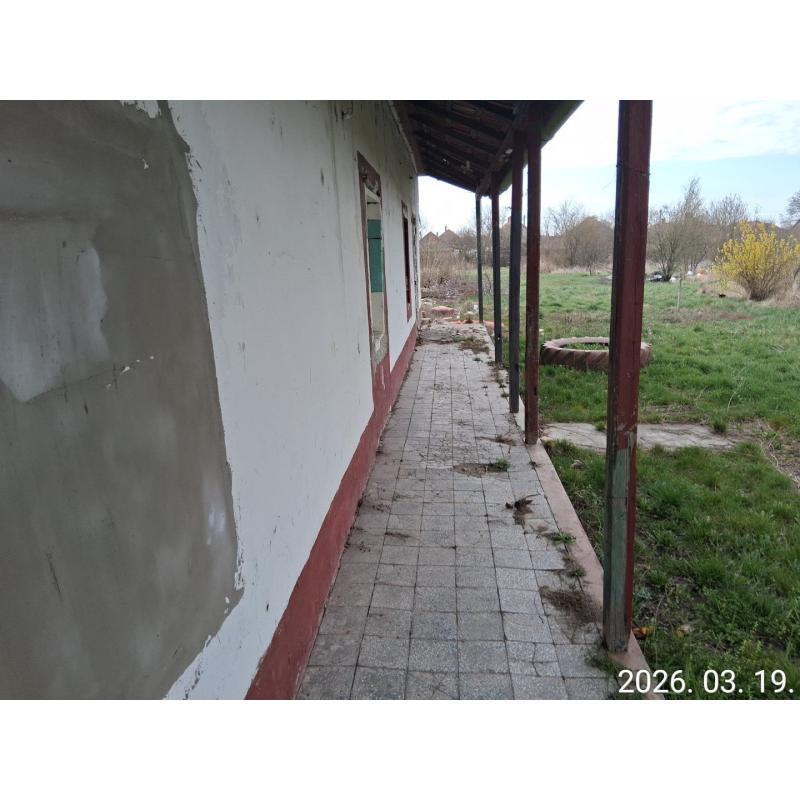 3386 Sarud, Csalogány utca 18