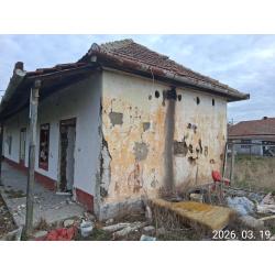 3386 Sarud, Csalogány utca 18